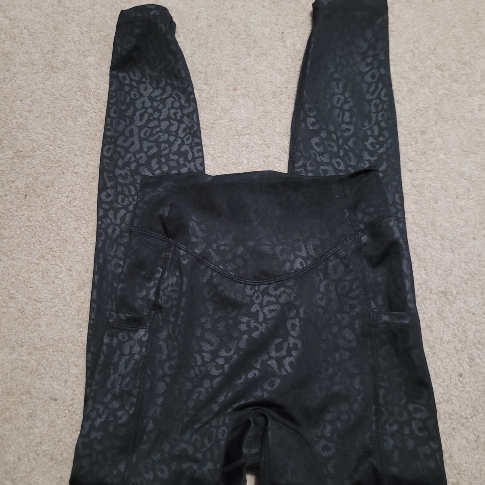 Tier Active Black Leopard Print Leggings 25in. Inseam, Faux Leather Look (S)